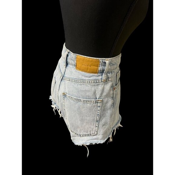 & DENIM Vintage High-Waisted Light Wash Denim Distressed Shorts, Raw Hem, BEACH - Picture 7 of 12